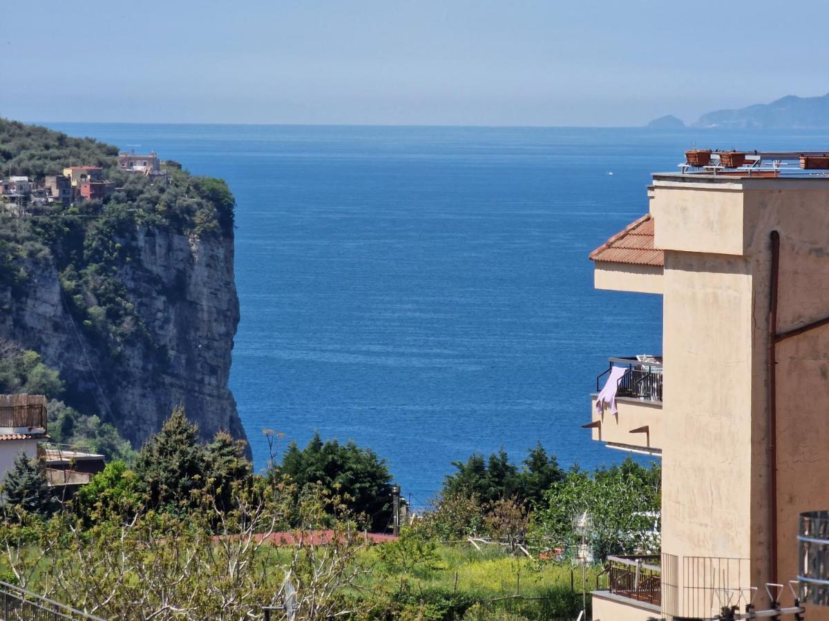 Savarese Luxury Palace Apartman Vico Equense Kültér fotó