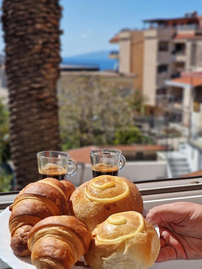 Savarese Luxury Palace Apartman Vico Equense Kültér fotó